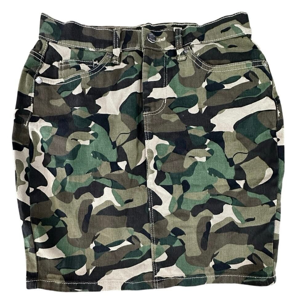 Venus Denim Army Military Mini Green Camo Cargo Skirt with 5 Pockets - Size 2